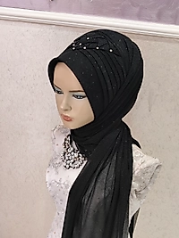 Siyah simli Zümra Model