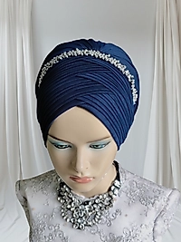 Aksesuar dahil Simsiz açık lacivert sevda bone