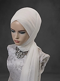 Sevda model şal kırık beyaz