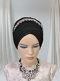 Aksesuar dahil siyah sevda bone